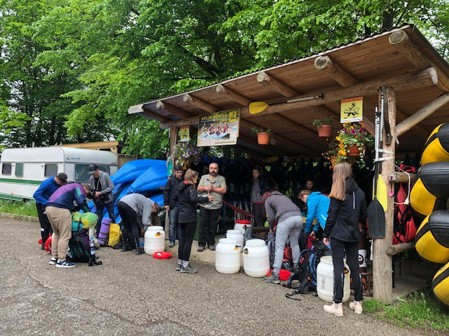 štvrtok, 23. mája 2019 9:58:57