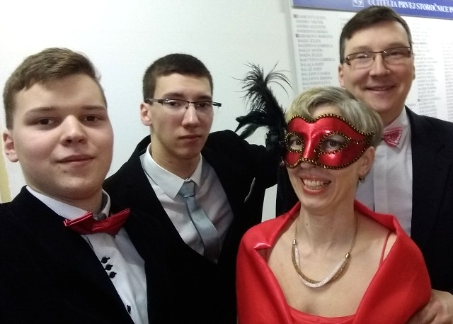 piatok, 22. februára 2019 17:53:37