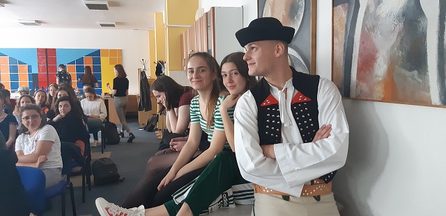 štvrtok, 2. mája 2019 11:59:07