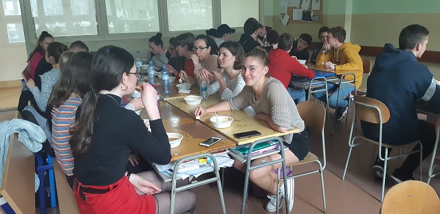 štvrtok, 2. mája 2019 13:31:14