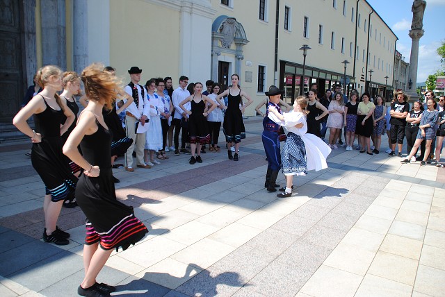 štvrtok, 6. júna 2019 11:02:31