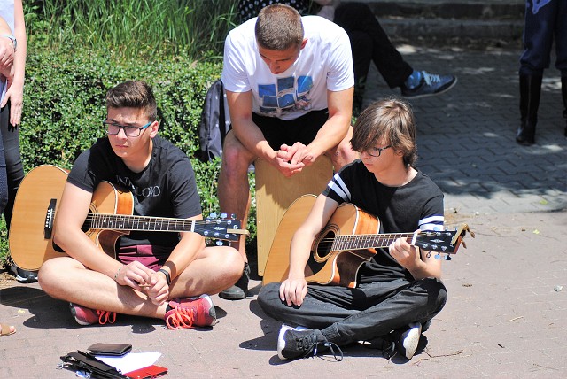 štvrtok, 6. júna 2019 11:39:07