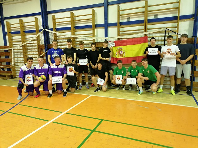 piatok 3. februára 2023 17:17:50